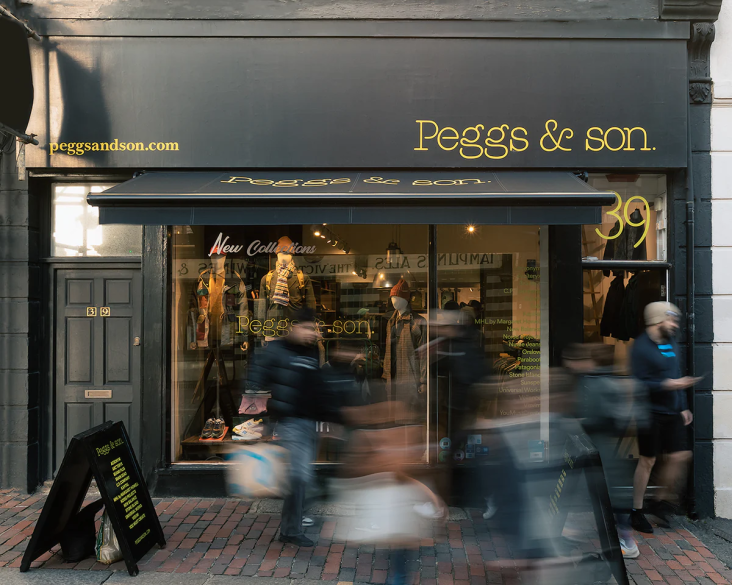 <a href=index-638.html target="_blank">Peggs & Son</a>, Brighton